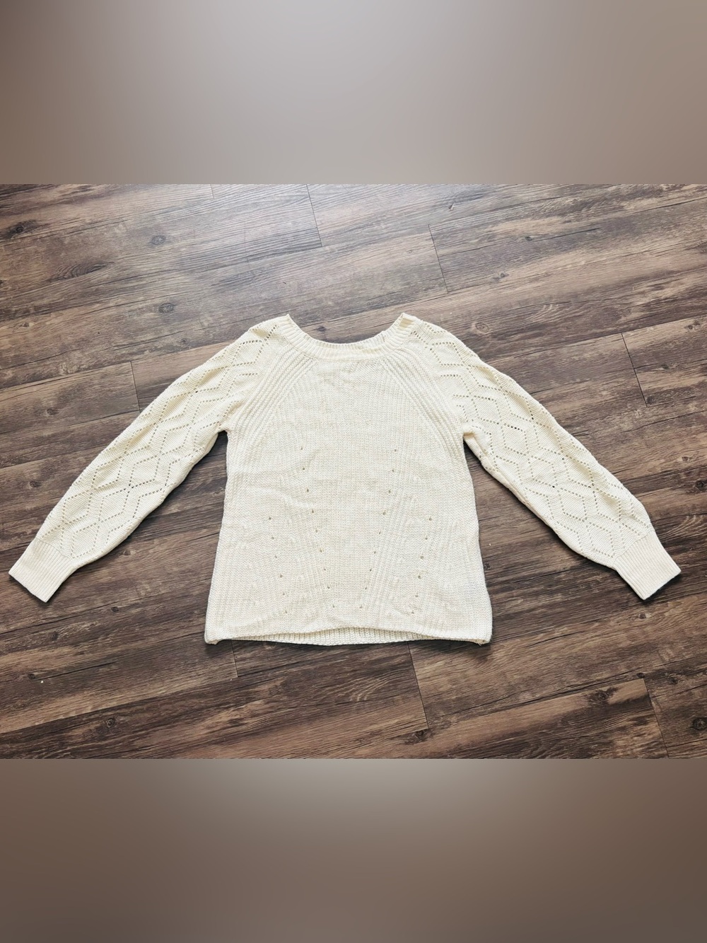 Women’s cream colored sweater